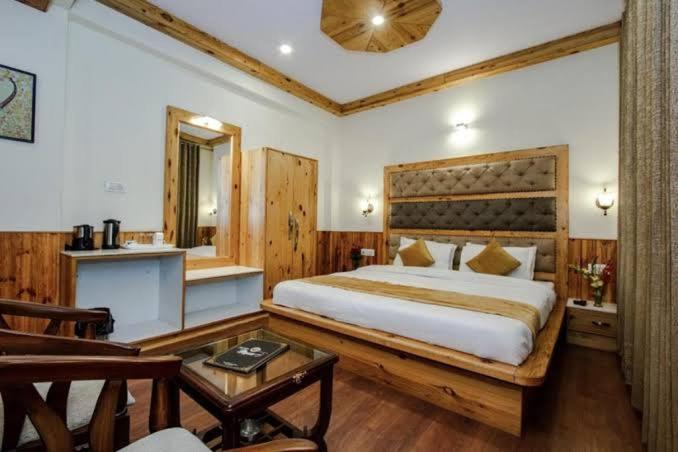 Royal Rajasthan Regency - Hotel & Restaurant 马拉里 外观 照片